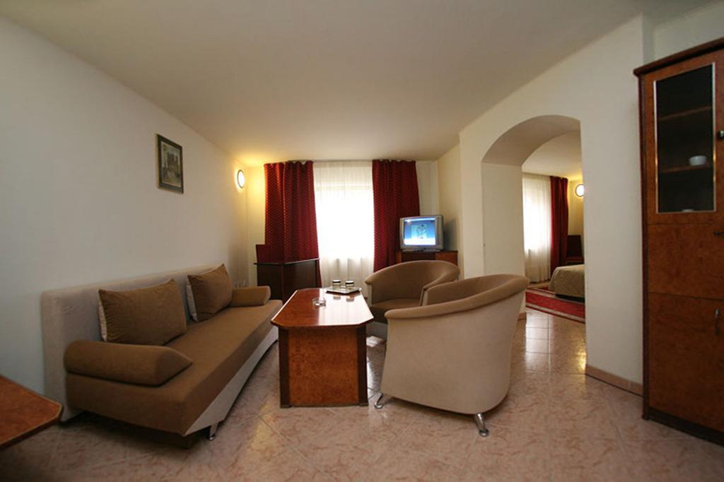 Euro Hotel Timisoara Exterior photo